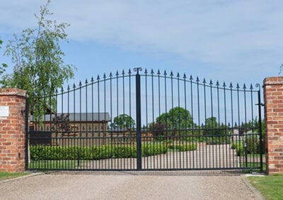 Abbots-Green-Entrance-Gates